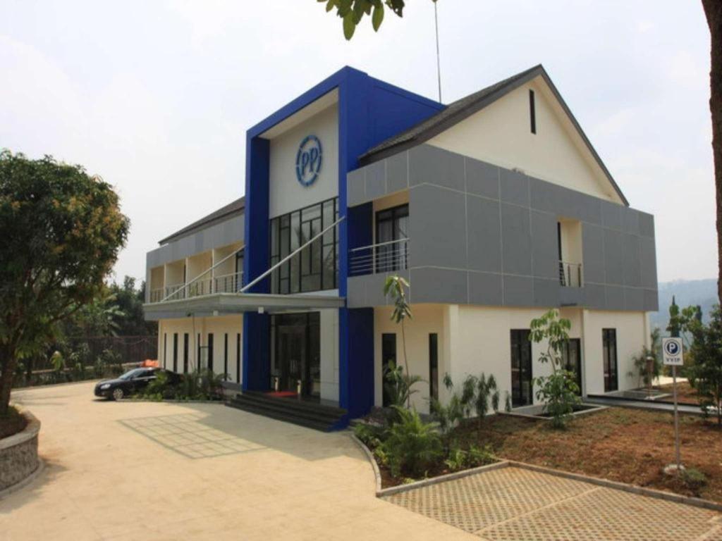 Pp University Cisarua Extérieur photo